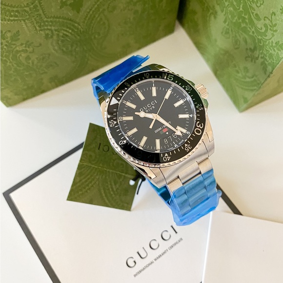 NWT Gucci Dive Bracelet Watch, 40mm YA136301A - Picture 1 of 16